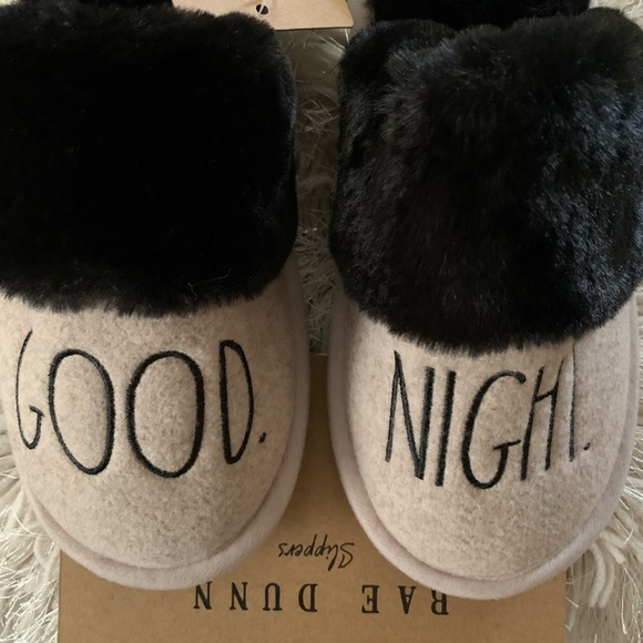 RAE DUNN Good Night Slippers NWT, sz Small 5-6, taupe & black, - Picture 4 of 9